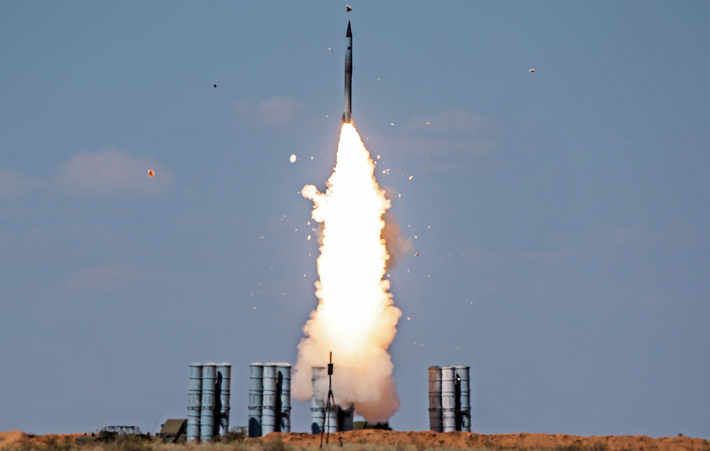 Российские специалисты привели в боеготовность С-300 в Сирии
