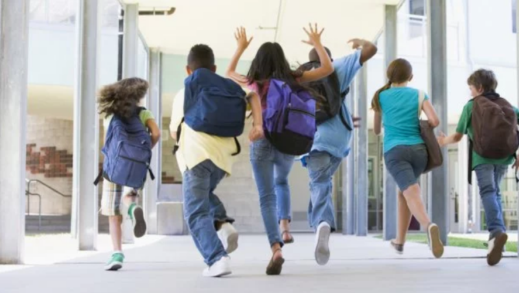 В школах Азербайджана начинаются осенние каникулы