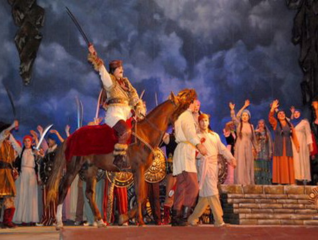 К 90-летию Таира Салахова: на сцене Театра оперы и балета будет представлен "Кероглу"