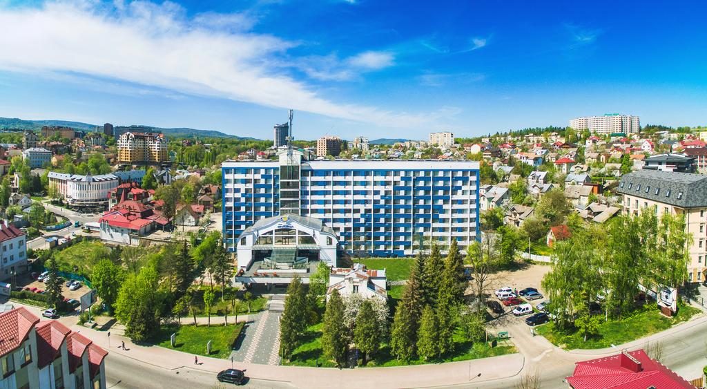 Трускавец рассчитывает на сотрудничество с азербайджанскими регионами
