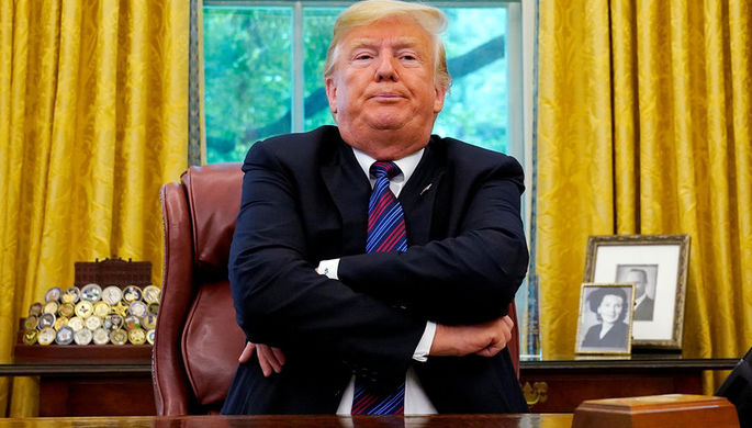 На CNN Трампа назвали «расистской свиньей»