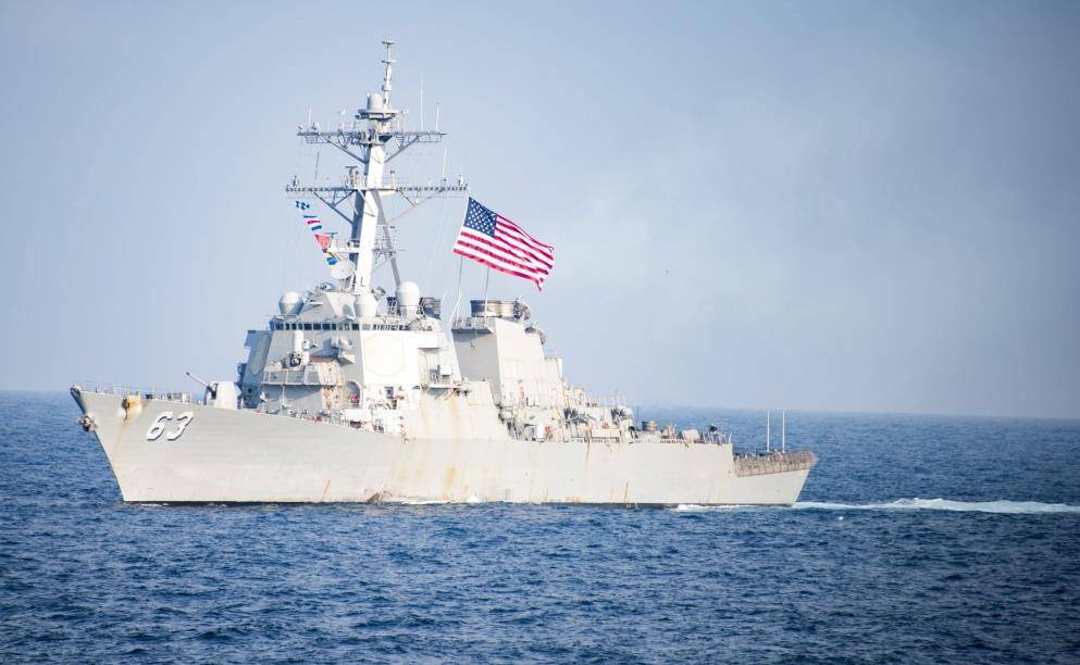 США отправят военный корабль в Черное море в ответ на действия России