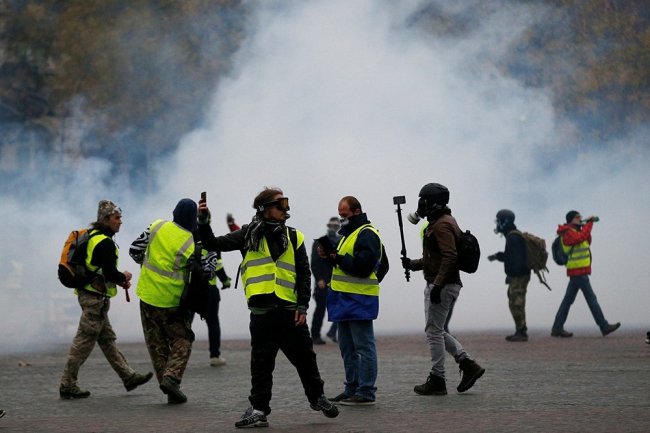 В общенациональном дне протеста во Франции приняли участие 125 тыс. человек