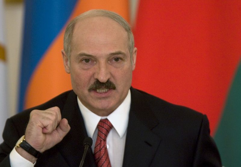 Лукашенко на тайном совещании обсудил давление Москвы