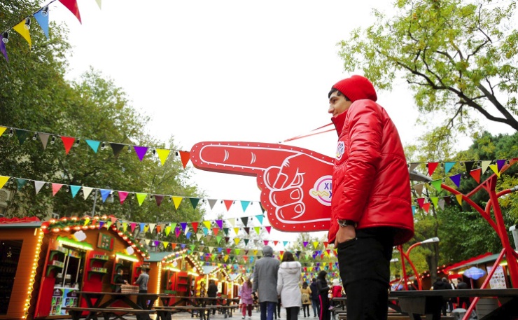 Стартовала благотворительная ярмарка "Холодные руки, горячее сердце"