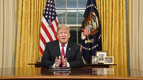 Трамп выступил с обращением к американцам