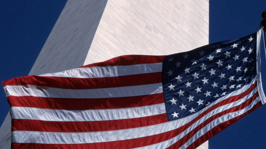 Дипломаты США покинули посольство в Каракасе