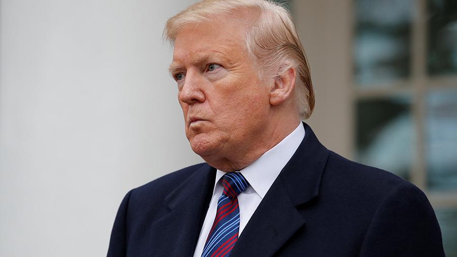 Дональд Трамп хочет уволить главу нацразведки США