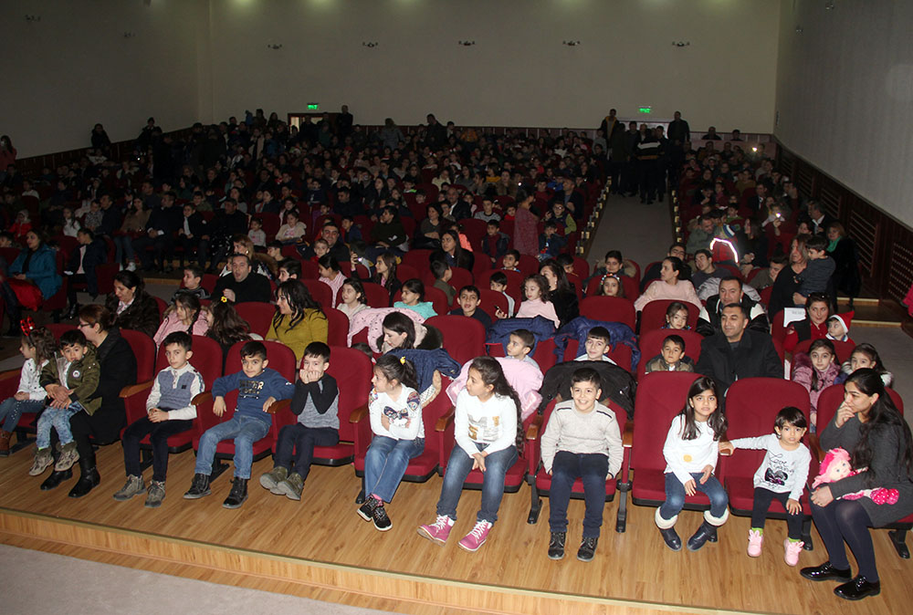 Дети военнослужащих приняли участие в праздничных мероприятиях