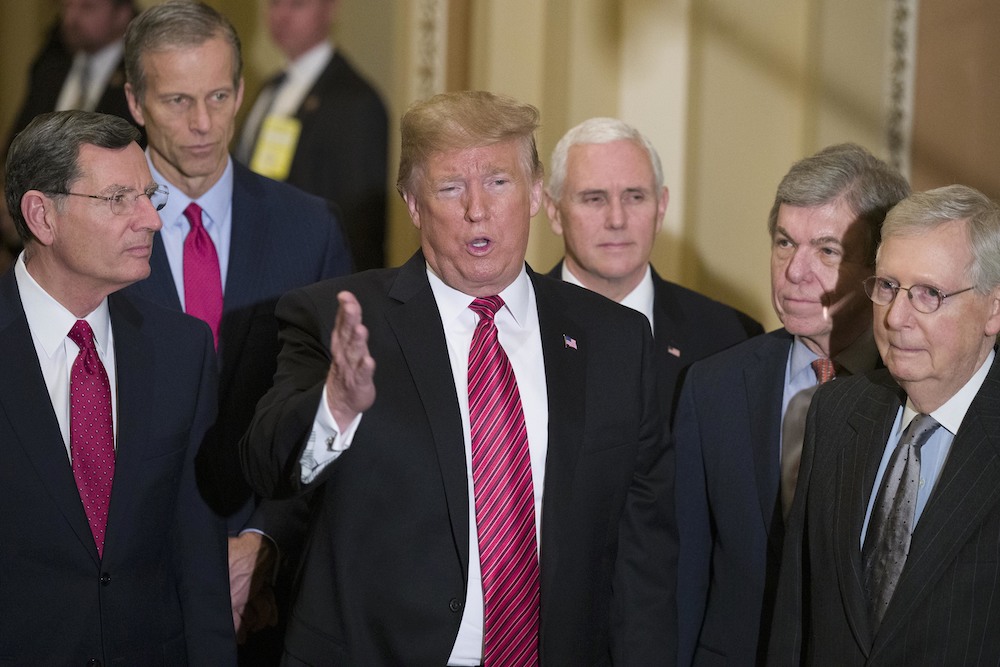 Трамп покинул встречу с лидерами Конгресса после ответа на свой вопрос