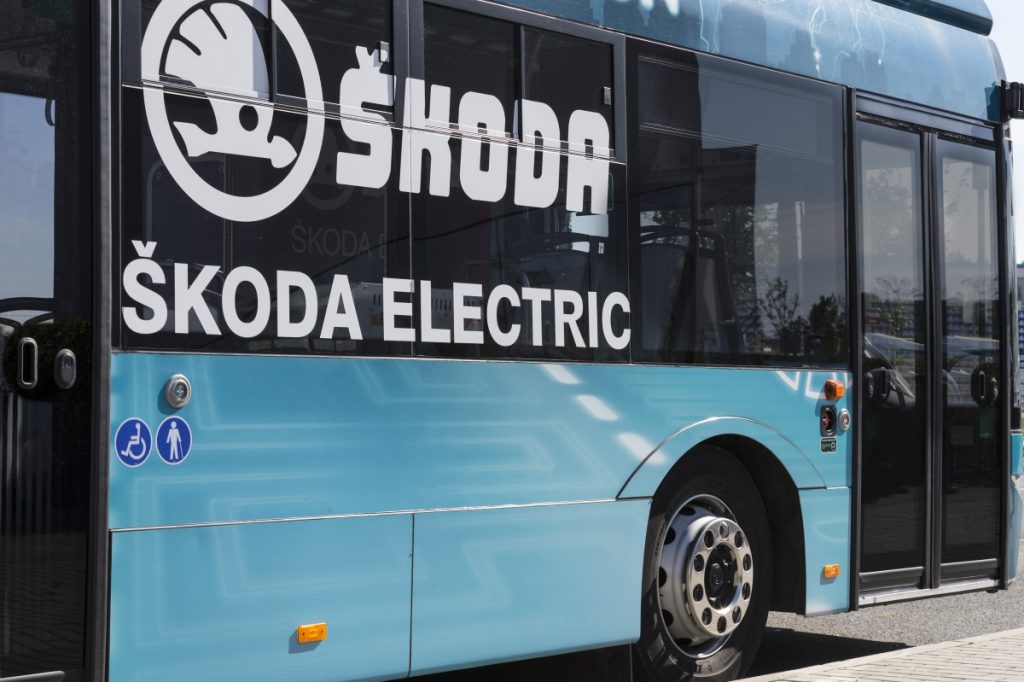 Škoda планирует производить электробусы в Азербайджане