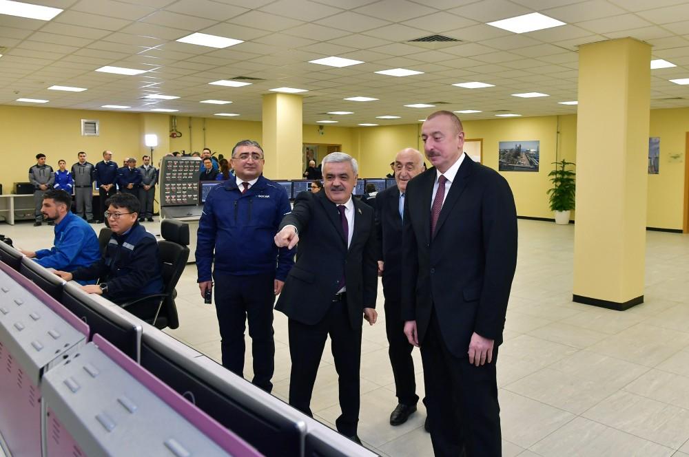 Ильхам Алиев ввел в строй карбамидный завод в Сумгайыте