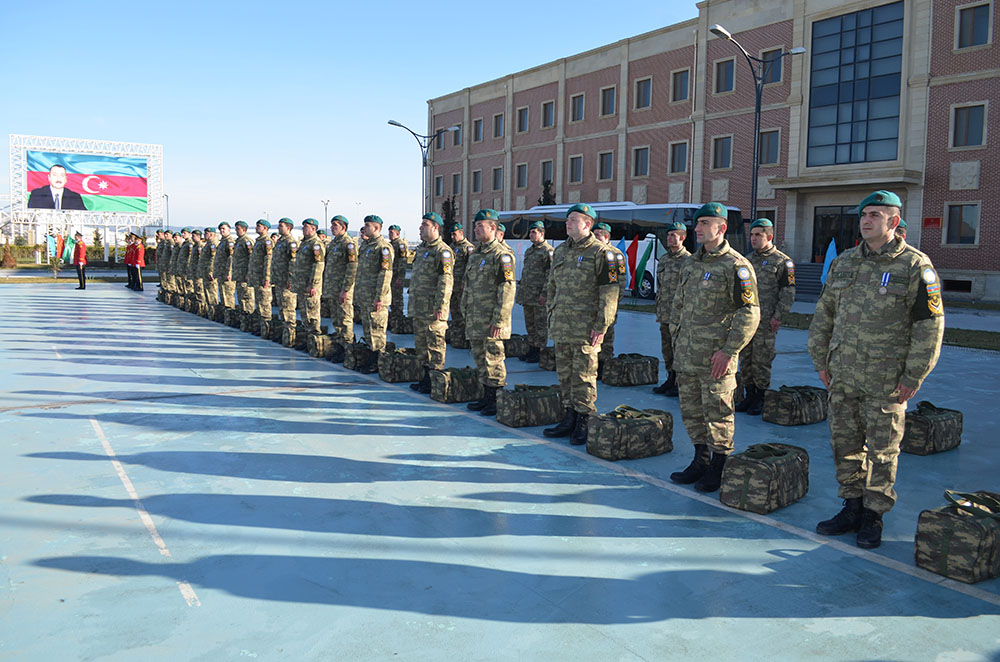 Азербайджанские военные вернулись из Афганистана