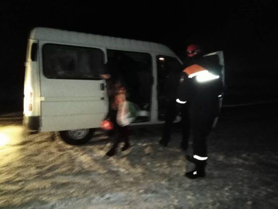 Граждане Азербайджана едва не замерзли на трассе в России