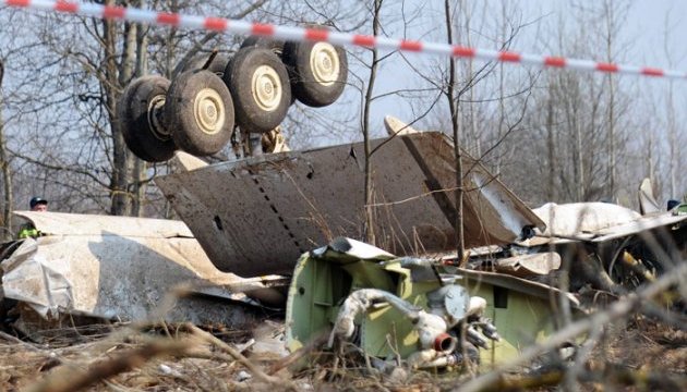 На фрагментах самолета Качиньского нашли следы взрывчатых веществ