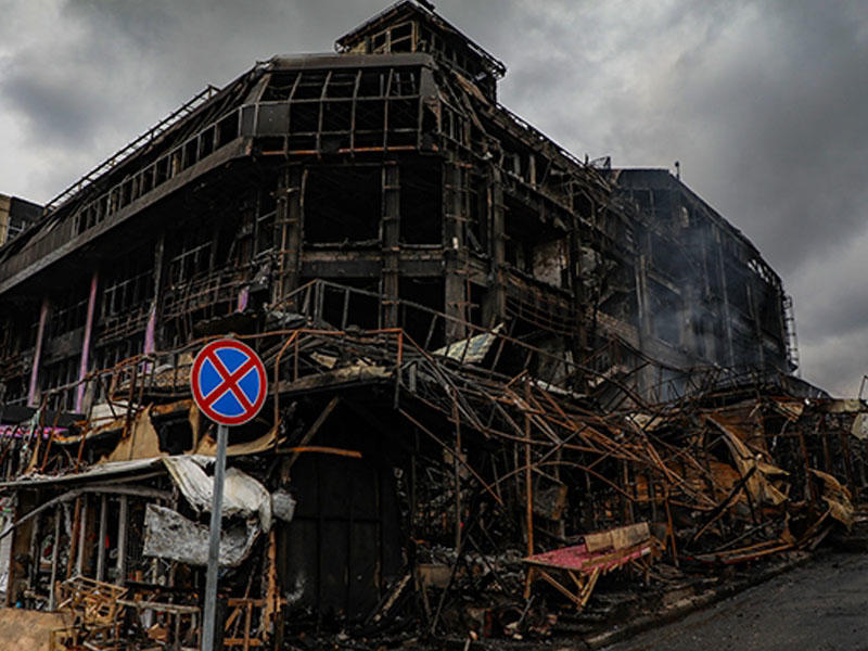 БТА предупреждает об ограничениях движения автобусов в направлении сгоревшего ТЦ "Диглас"