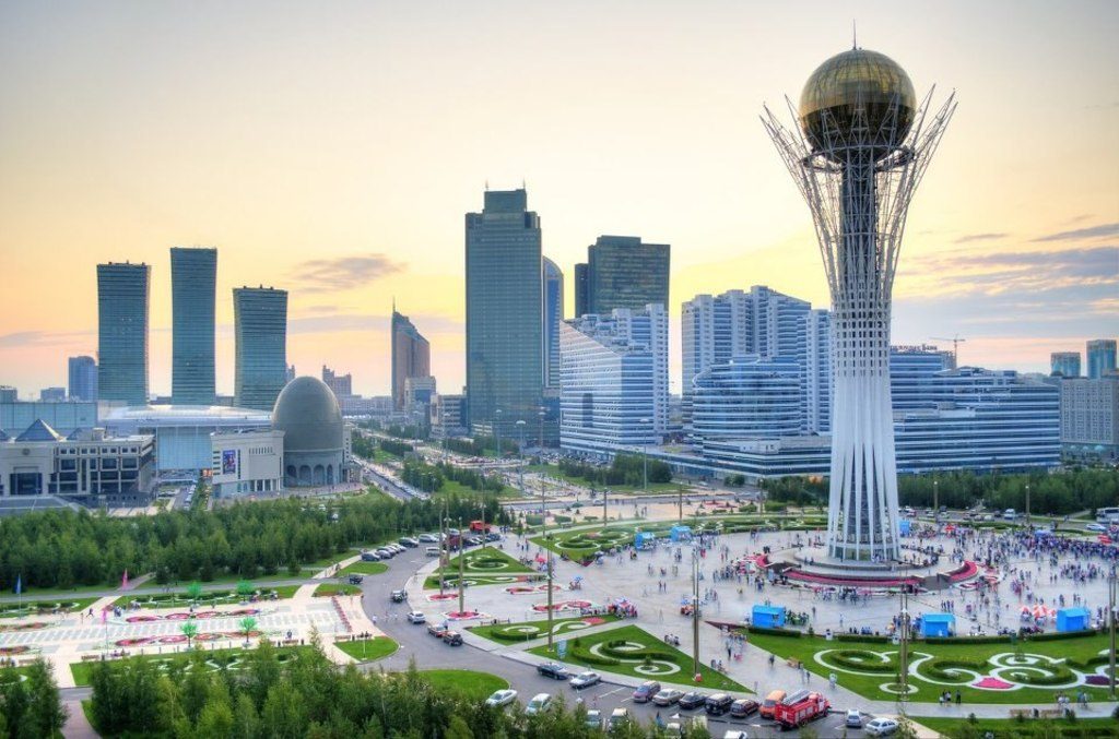 Азербайджанцы Казахстана поддержали переименование Астаны