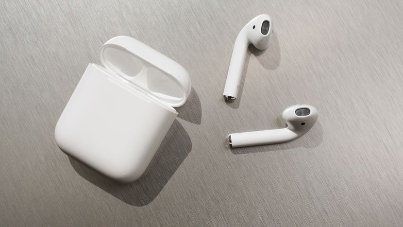 Apple выпустила новые AirPods