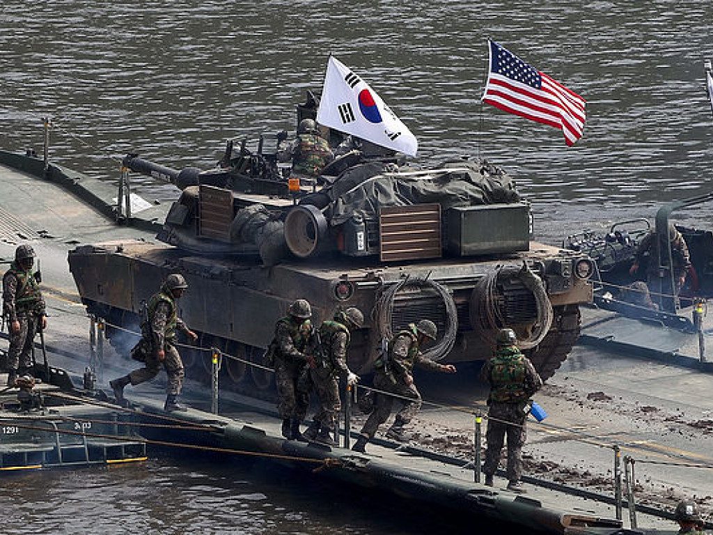 СМИ сообщили о новых военных учениях США и Южной Кореи