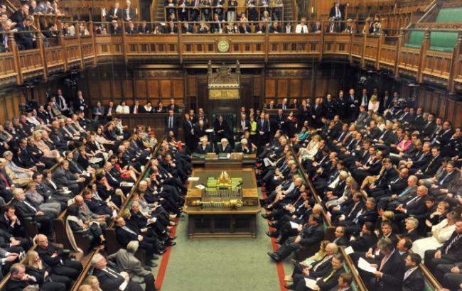 Британские парламентарии вновь проголосовали против соглашения по Brexit