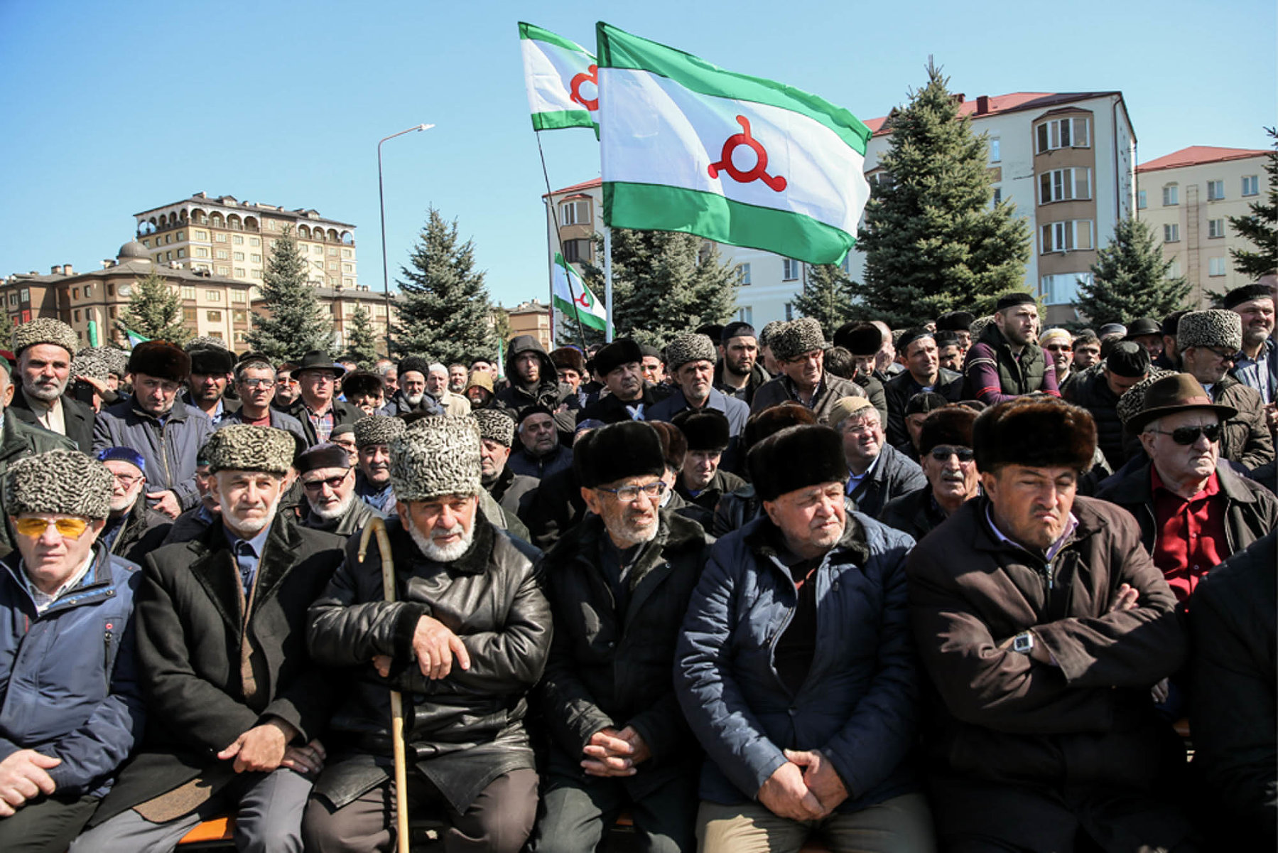 На массовом митинге в столице Ингушетии требуют отставки Евкурова