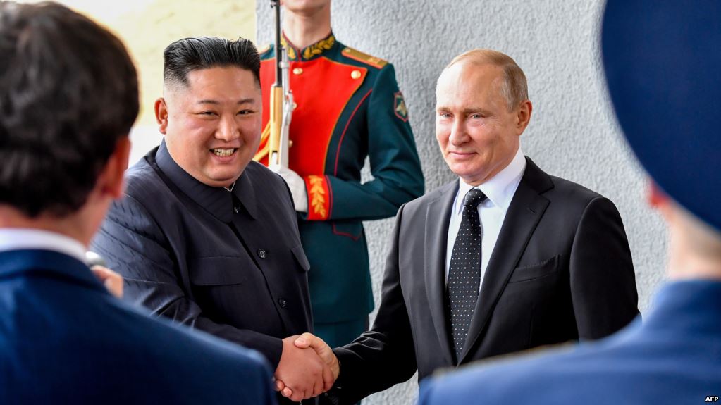 В КНДР показали фильм о встрече Путина и Ким Чен Ына