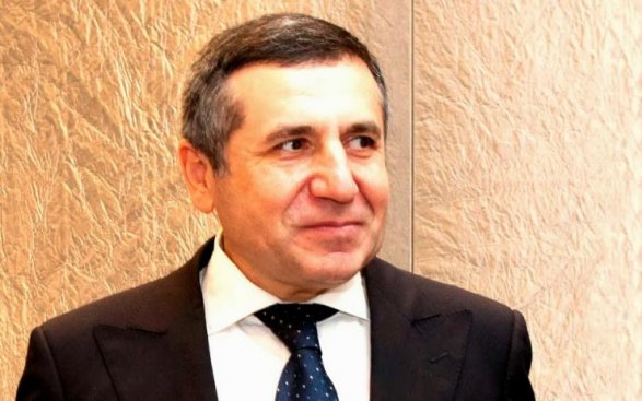 Межбанк Азербайджана подал в суд на известного бизнесмена