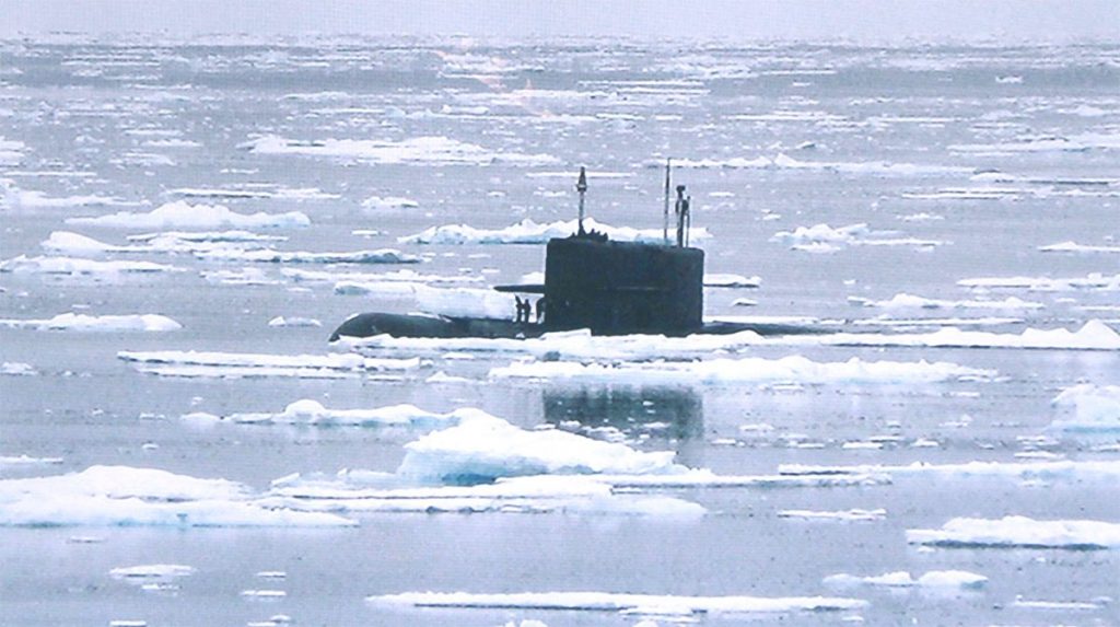 Эксперт: Российские подводники в Арктике небоеспособны