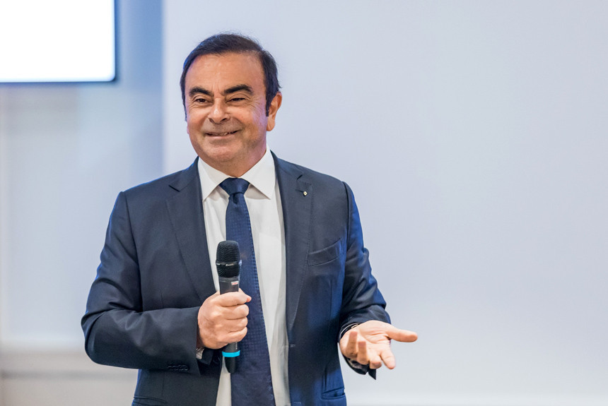 Экс-глава Nissan вышел на свободу