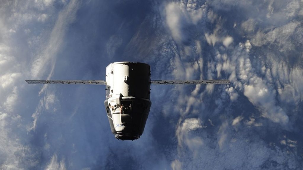Запуск грузового корабля Dragon перенесли на 1 мая