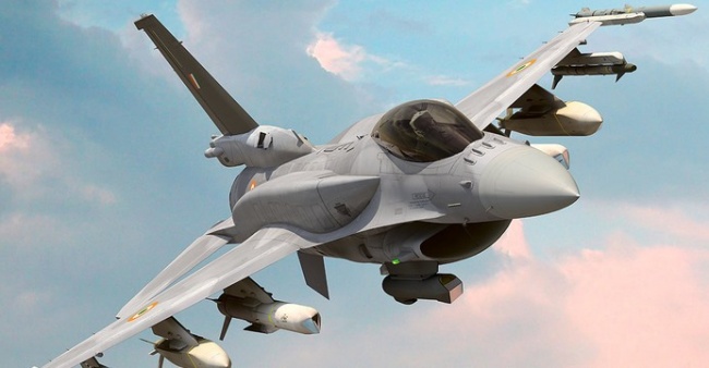 В Нидерландах истребитель F-16 подстрелил сам себя