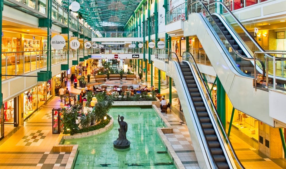 В Азербайджане откроется иранский торговый центр