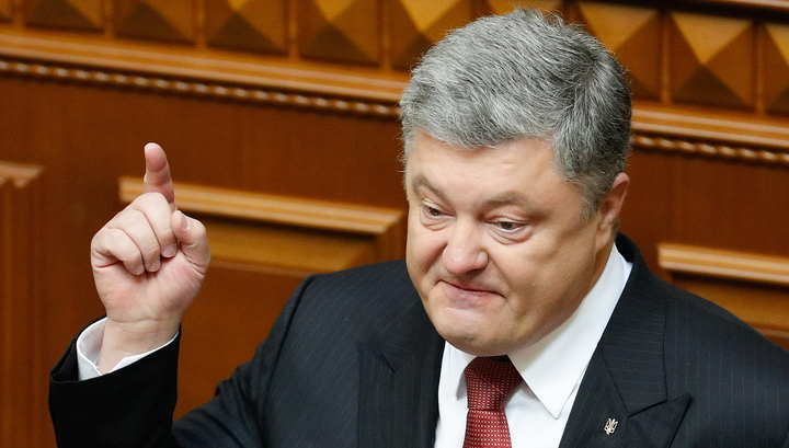 Порошенко: Я остаюсь в политике