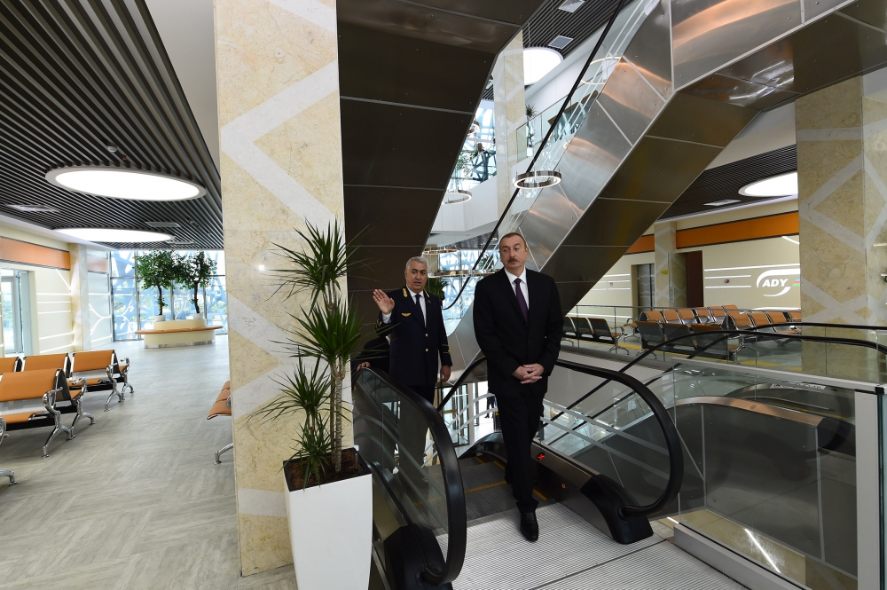 Ильхам Алиев открыл Сабунчинский ж/д вокзальный комплекс