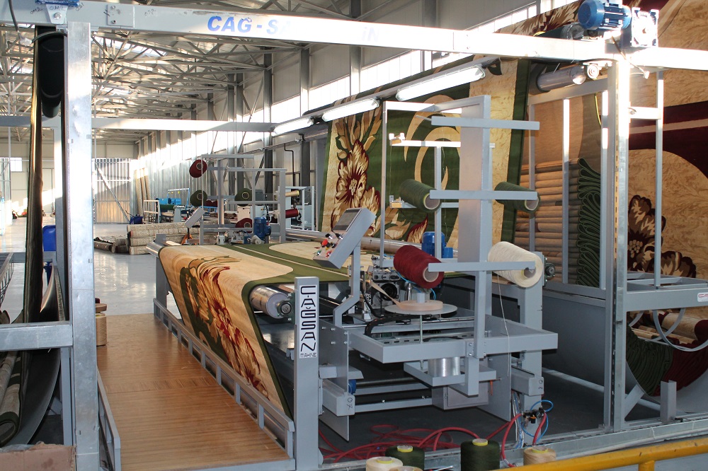 В Азербайджане откроют еще 11 ковроткацких фабрик