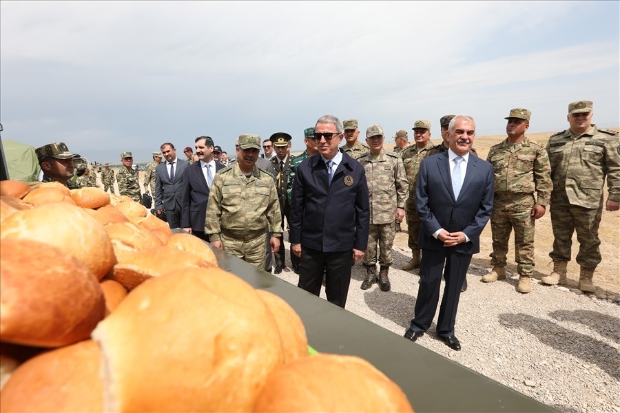 Гасанов, Акар и Талыбов наблюдали за ходом учений в Нахчыване