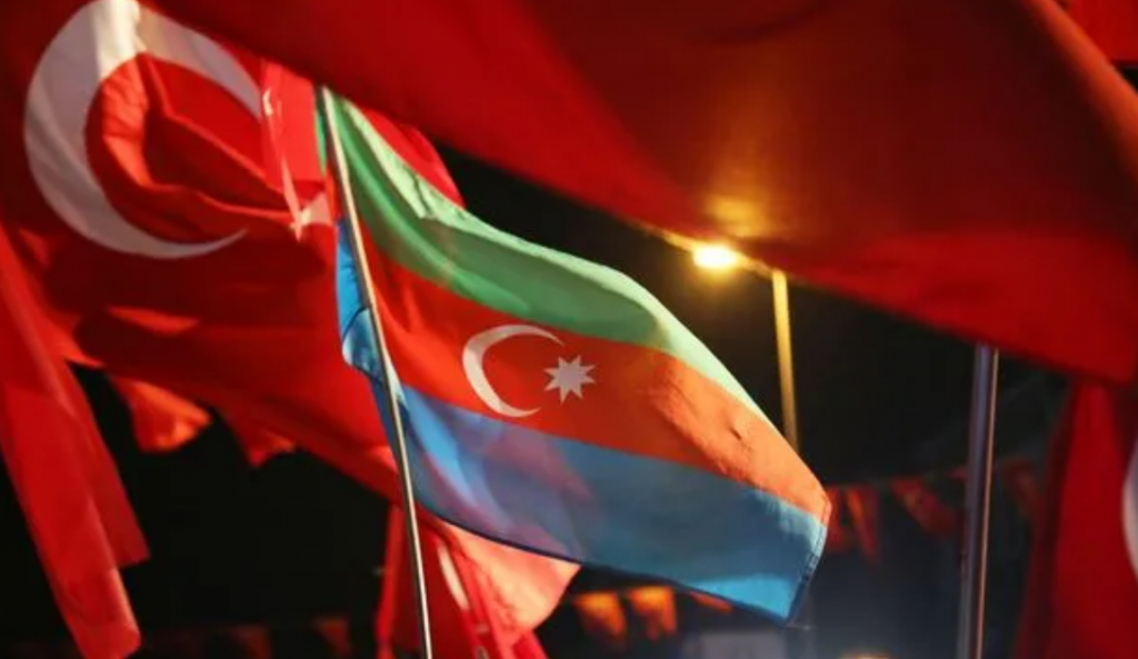 Опрос: Турки считают Азербайджан самой дружественной страной