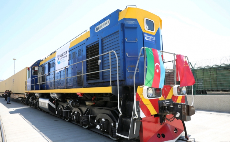 В Баку прибыл блок-поезд из Китая