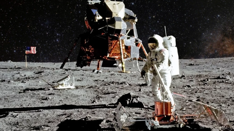 50 лет назад американцы впервые высадились на Луну. Фотографии