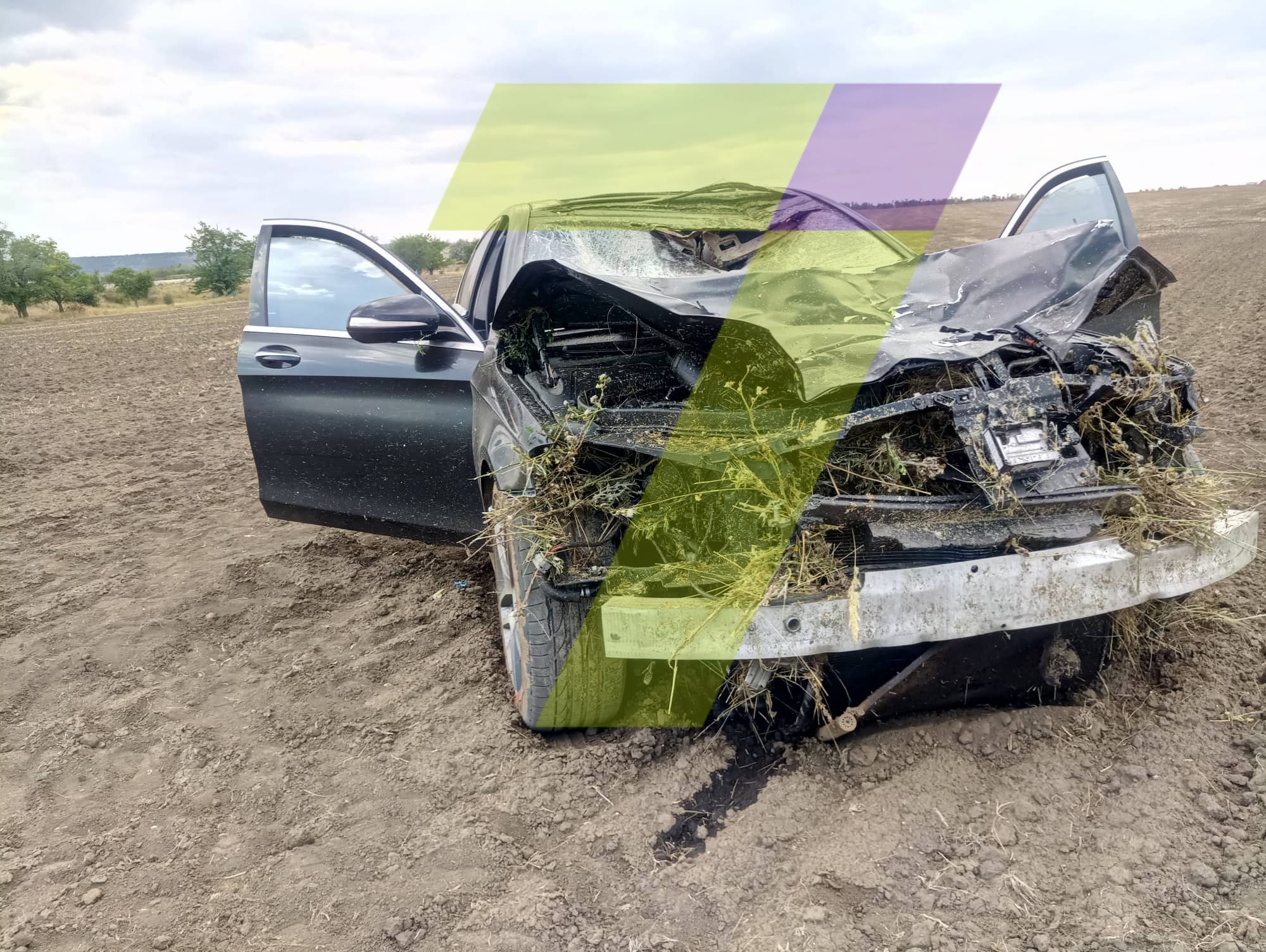 В Украине автомобиль протаранил палатку с арбузами, погиб гражданин Азербайджана
