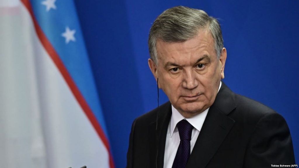 Президент Узбекистана назвал уровень чиновников «главной угрозой» для страны