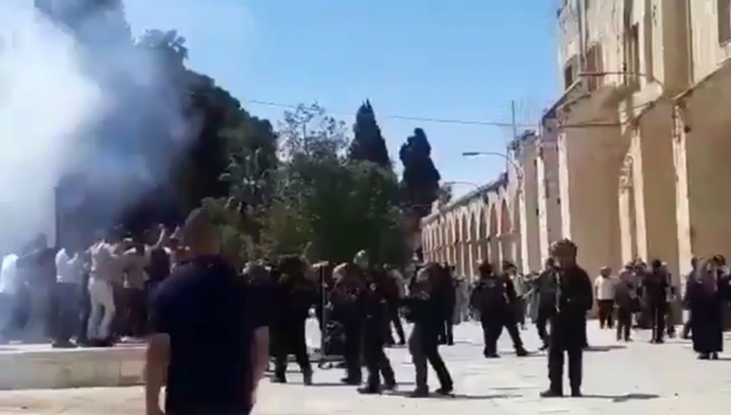 Иудеи и мусульмане не поделили Храмовую гору в Иерусалиме: есть пострадавшие