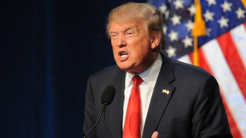 Трамп обвинил ФРС в умственной слабости