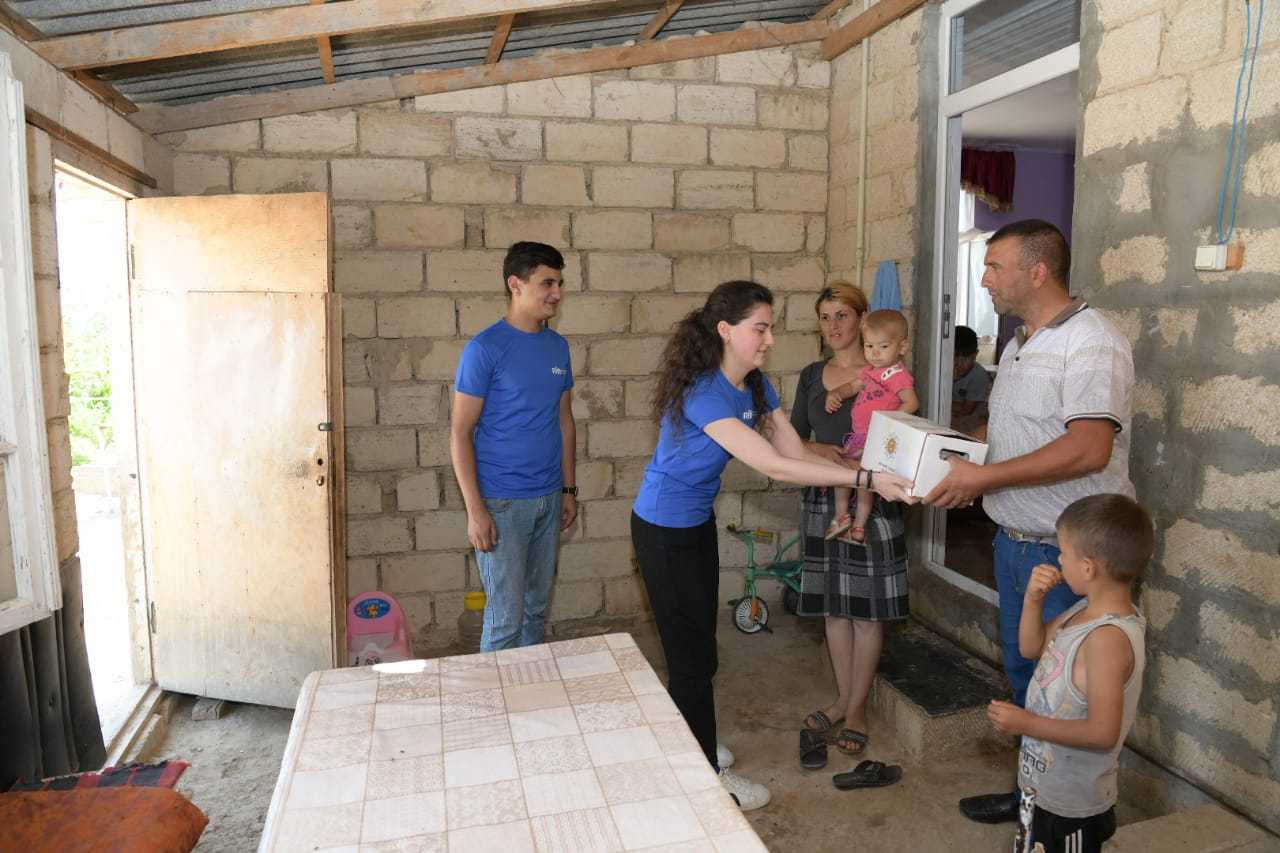 Завершилась раздача Фондом Гейдара Алиева малоимущим семьям праздничных паев по случаю Гурбан-байрамы