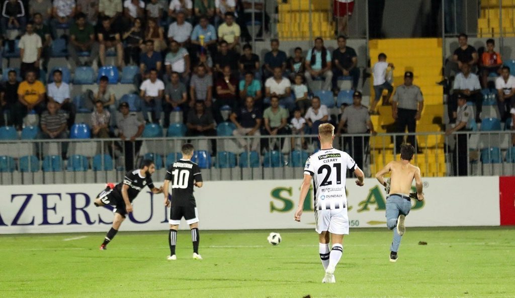 УЕФА оштрафовал "Карабах"