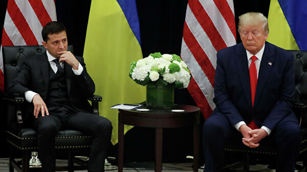 Автора жалобы на разговор Трампа с Зеленским поместили под охрану