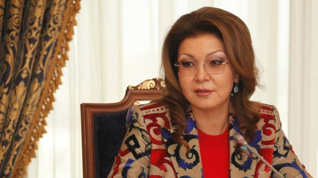 Дочь Назарбаева переизбрали председателем сената Казахстана