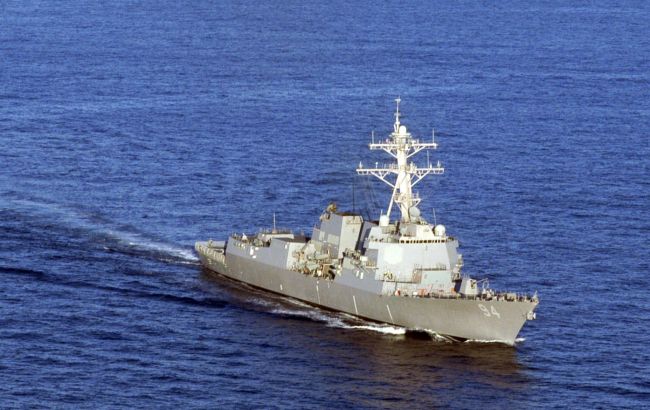 США разместили эсминец в Персидском заливе для защиты Саудовской Аравии