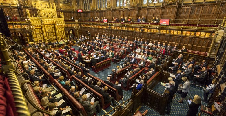 Парламент Британии возобновит работу 25 сентября
