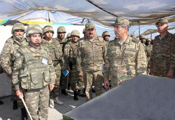 Закир Гасанов понаблюдал за широкомасштабными учениями